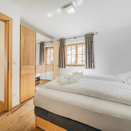 Apartment Dachstein West 1b Russbach am Pass Gschuett